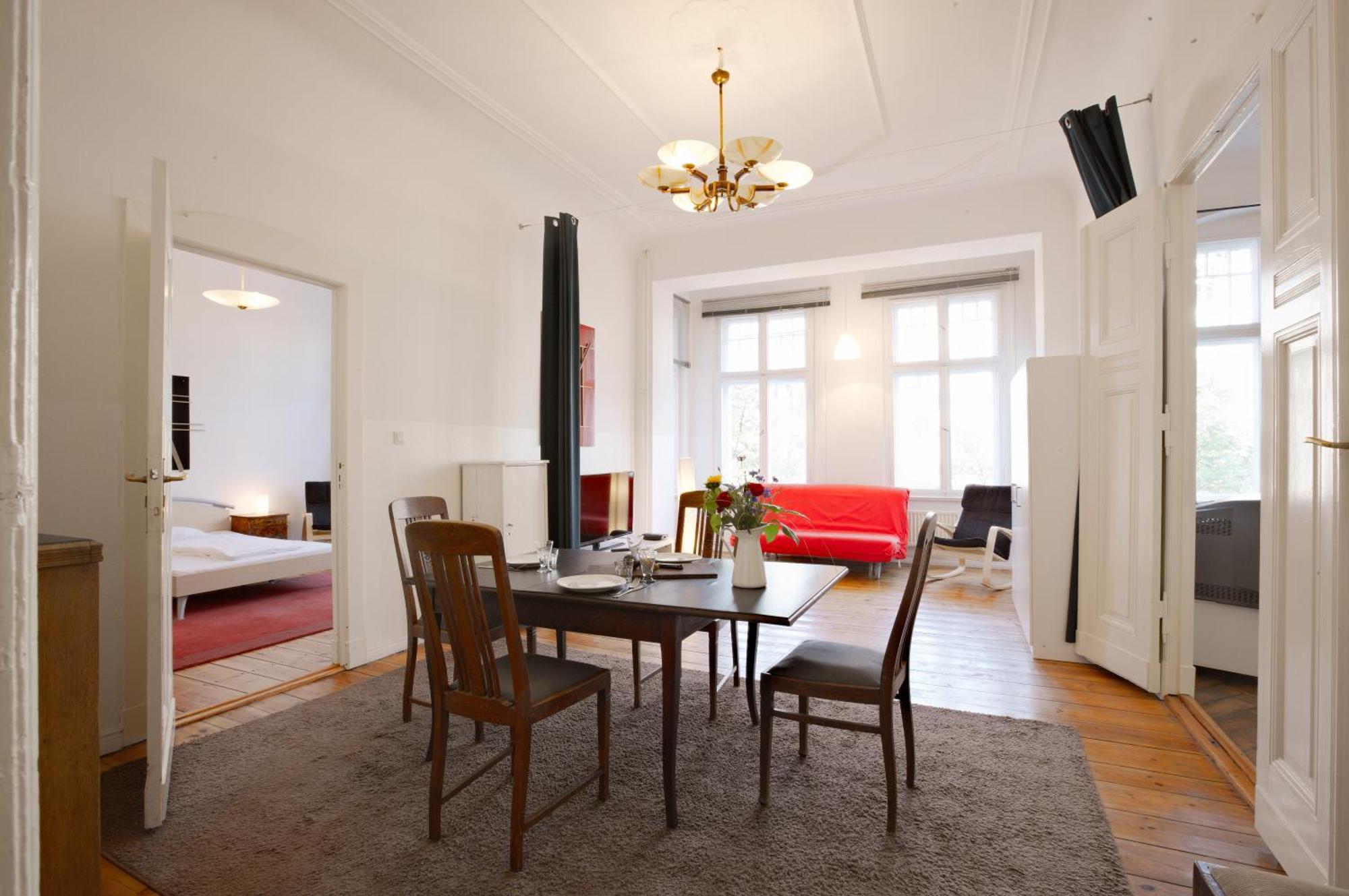Elegante Altbauwohnung เบอร์ลิน ภายนอก รูปภาพ