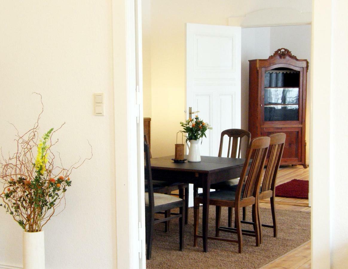 Elegante Altbauwohnung เบอร์ลิน ภายนอก รูปภาพ